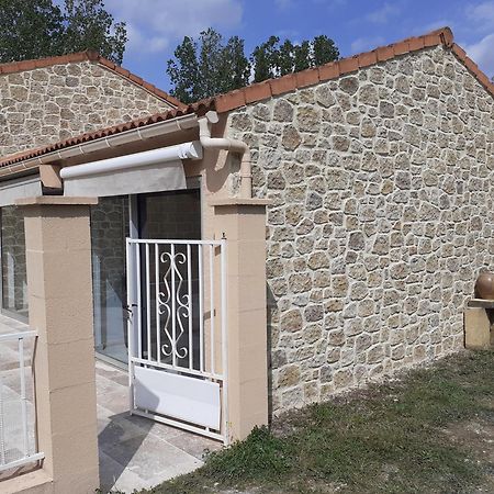 B&B Gite D'Ayran Saint-Quentin-la-Poterie Dış mekan fotoğraf